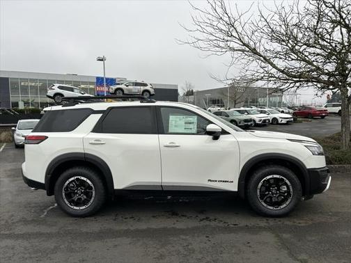 2025 Nissan Pathfinder Rock Creek 4WD