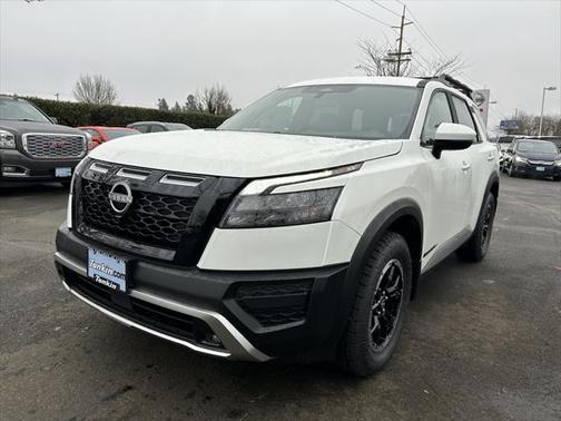 2025 Nissan Pathfinder Rock Creek 4WD