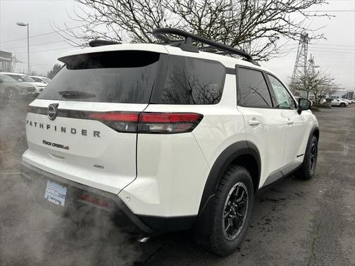 2025 Nissan Pathfinder Rock Creek 4WD