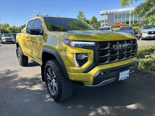 2023 GMC Canyon Base