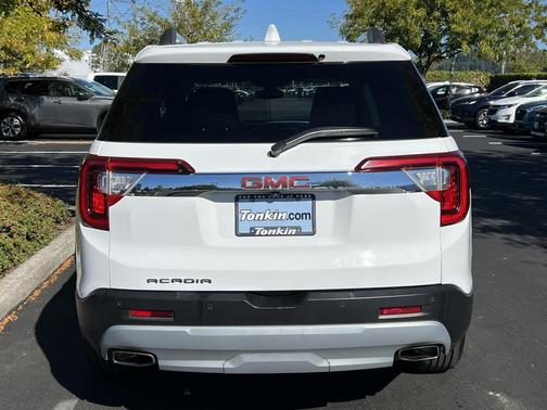 2023 GMC Acadia AWD SLT