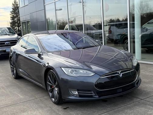 2016 Tesla Model S P90D
