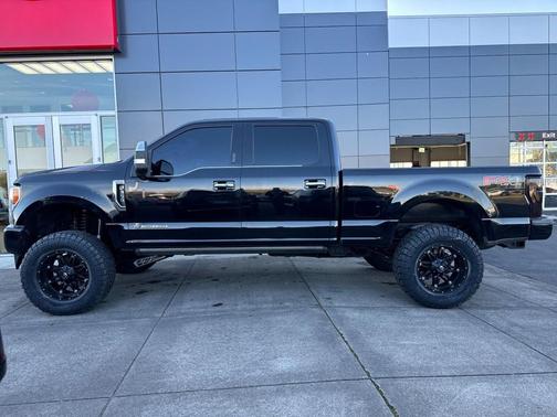 2017 Ford F-350 Platinum