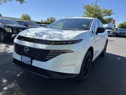 Everest White Pearl Tricoat 2025 Nissan Murano SV