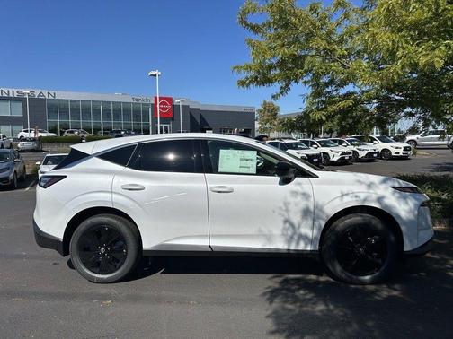 Everest White Pearl Tricoat 2025 Nissan Murano SV