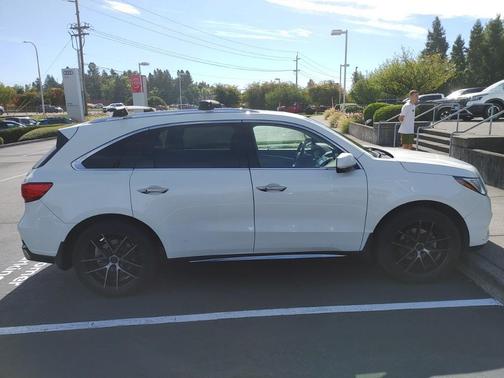 2017 Acura MDX 3.5L w/Advance Package