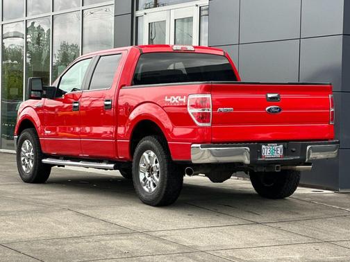 Red 2013 Ford F-150 XLT