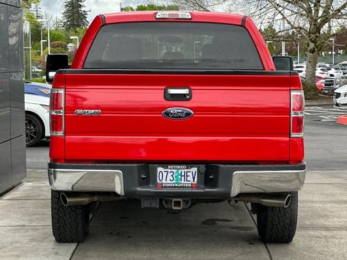 Red 2013 Ford F-150 XLT