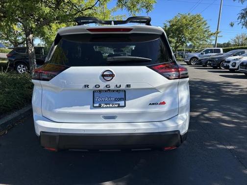 2025 Nissan Rogue Rock Creek