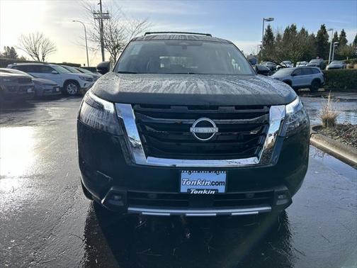 2025 Nissan Pathfinder SL 4WD