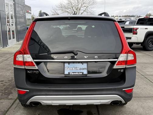 2016 Volvo XC70 T5 Drive-E Premier