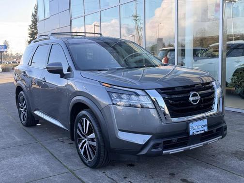 2024 Nissan Pathfinder Platinum