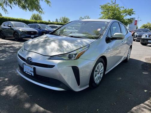 2022 Toyota Prius L