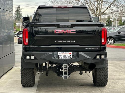 2020 GMC Sierra 2500 Denali
