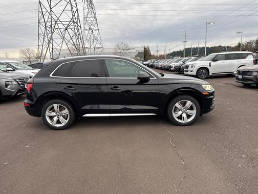 2018 Audi Q5 2.0T Tech Premium