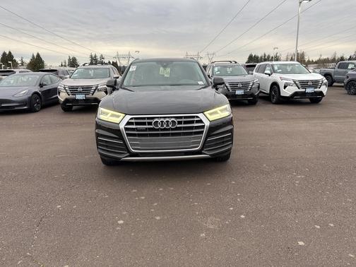 2018 Audi Q5 2.0T Tech Premium