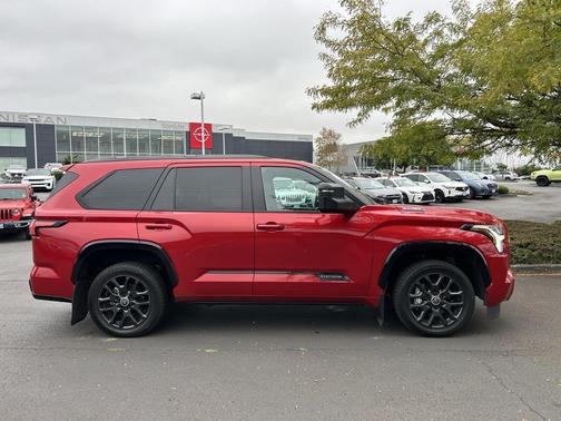 2024 Toyota Sequoia Base