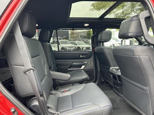 2024 Toyota Sequoia Platinum