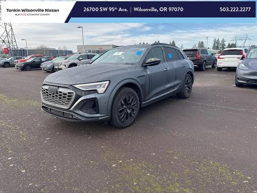 2024 Audi Q8 e-tron Prestige