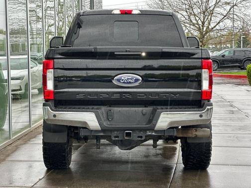 Shadow Black 2018 Ford F-350 Lariat