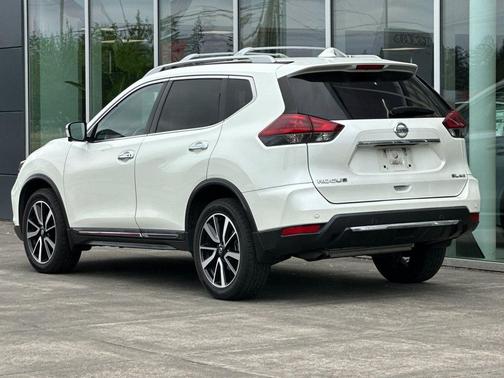 Pearl White 2020 Nissan Rogue SL