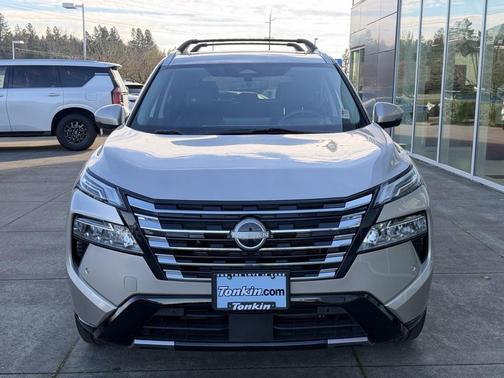 2024 Nissan Rogue Platinum