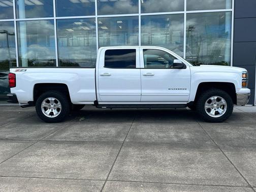 Summit White 2015 Chevrolet Silverado 1500 2LT