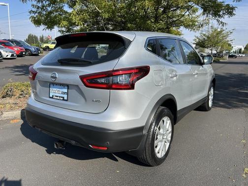 2020 Nissan Rogue Sport S