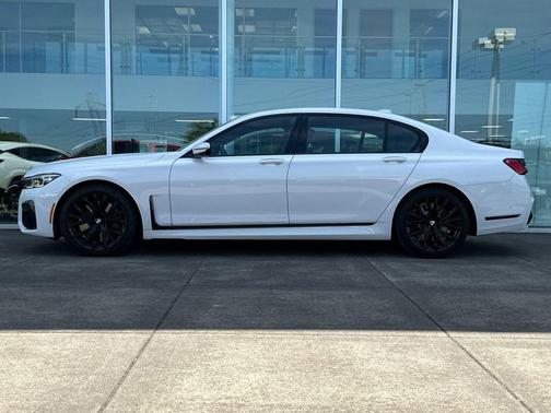 Alpine White 2020 BMW 750 i xDrive