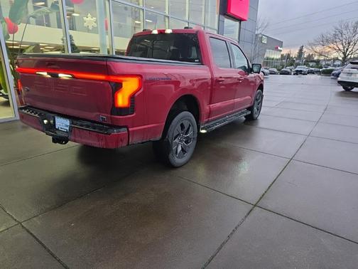 2023 Ford F-150 Lightning LARIAT