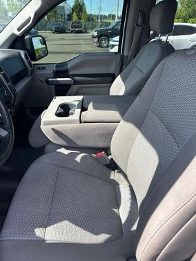 Oxford White 2019 Ford F-150 XLT