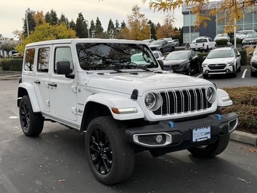 2024 Jeep Wrangler 4xe Sahara