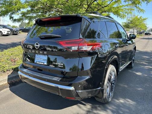 2025 Nissan Rogue Platinum
