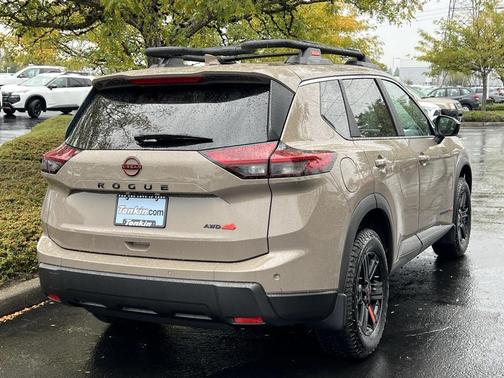 2025 Nissan Rogue Rock Creek