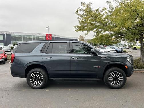2021 GMC Yukon 4WD AT4