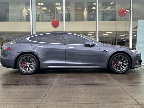 2018 Tesla Model S 100D
