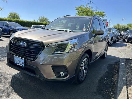 2024 Subaru Forester Premium
