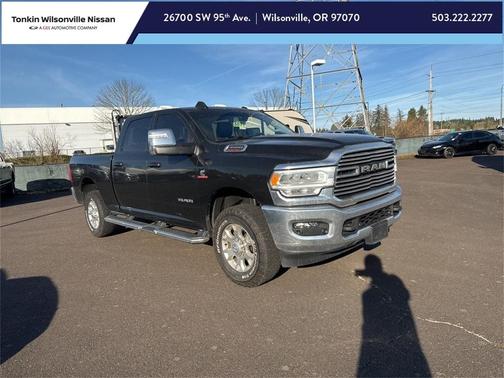 2023 RAM 3500 Laramie Crew Cab 4x4 6'4' Box