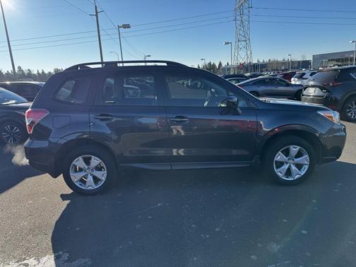 2016 Subaru Forester 2.5i