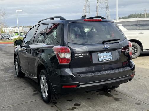 2016 Subaru Forester 2.5i