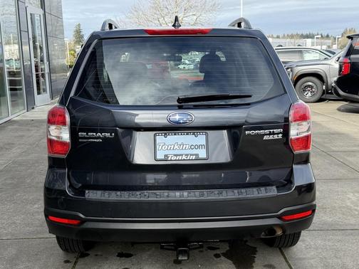 2016 Subaru Forester 2.5i