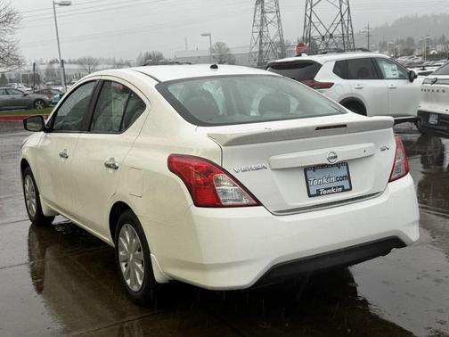 2017 Nissan Versa 1.6 SV