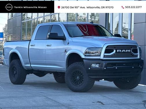 2018 RAM 2500 Laramie Crew Cab 4x4 6'4' Box
