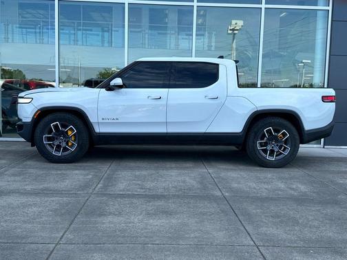 Glacier White 2022 Rivian R1T Launch Edition