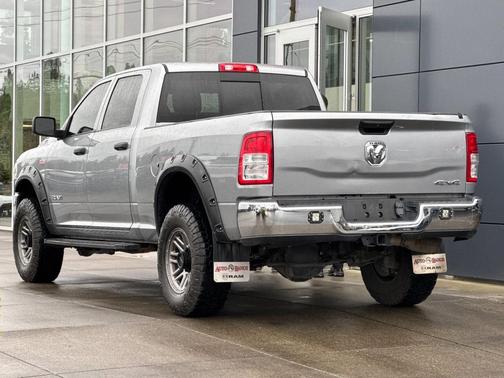 2020 RAM 2500 Tradesman Crew Cab 4x4 6'4' Box