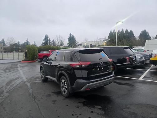 2022 Nissan Rogue SV