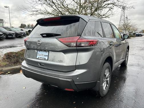 2025 Nissan Rogue S