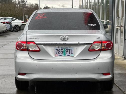 Classic Silver Metallic 2013 Toyota Corolla LE