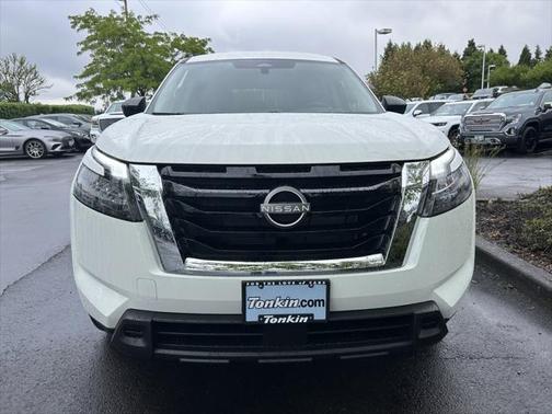 2025 Nissan Pathfinder S 4WD