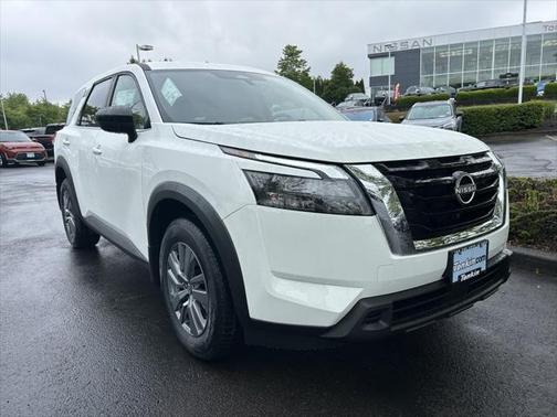 2025 Nissan Pathfinder S 4WD
